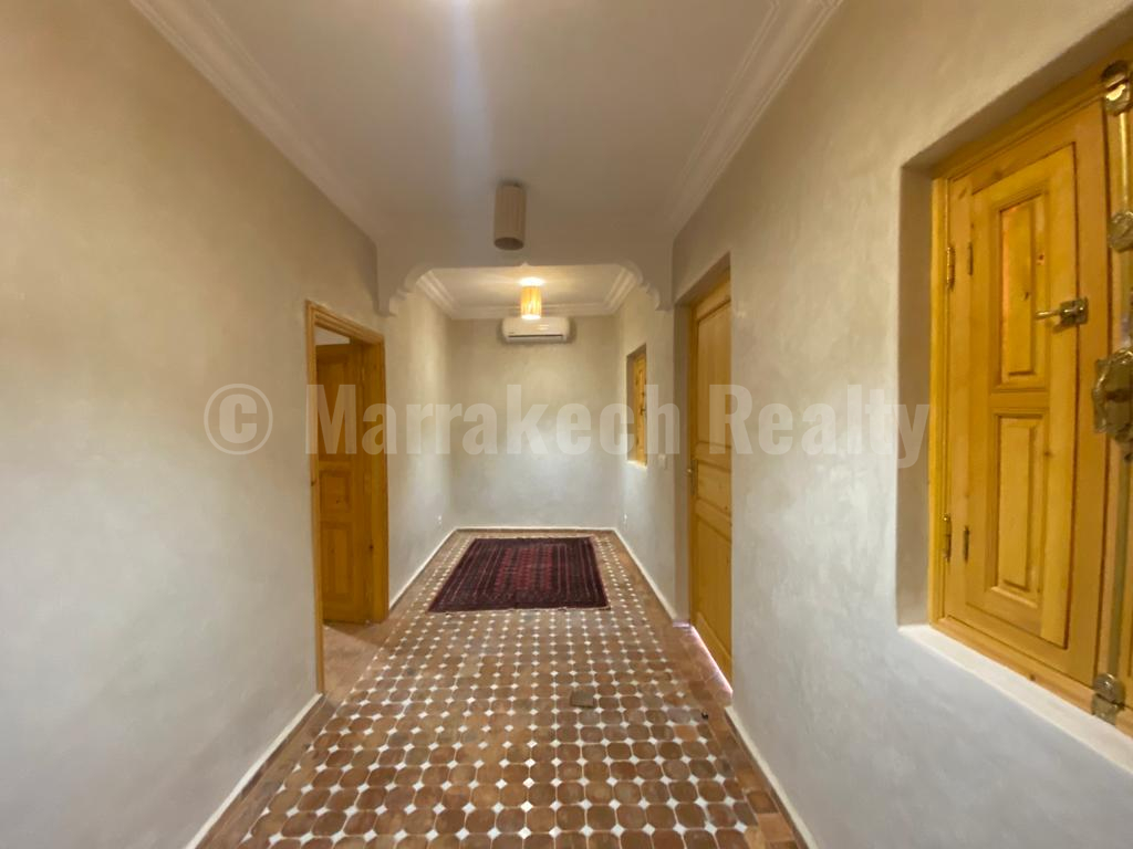 Riad de 5 chambres nouvellement rénové avec bel emplacement