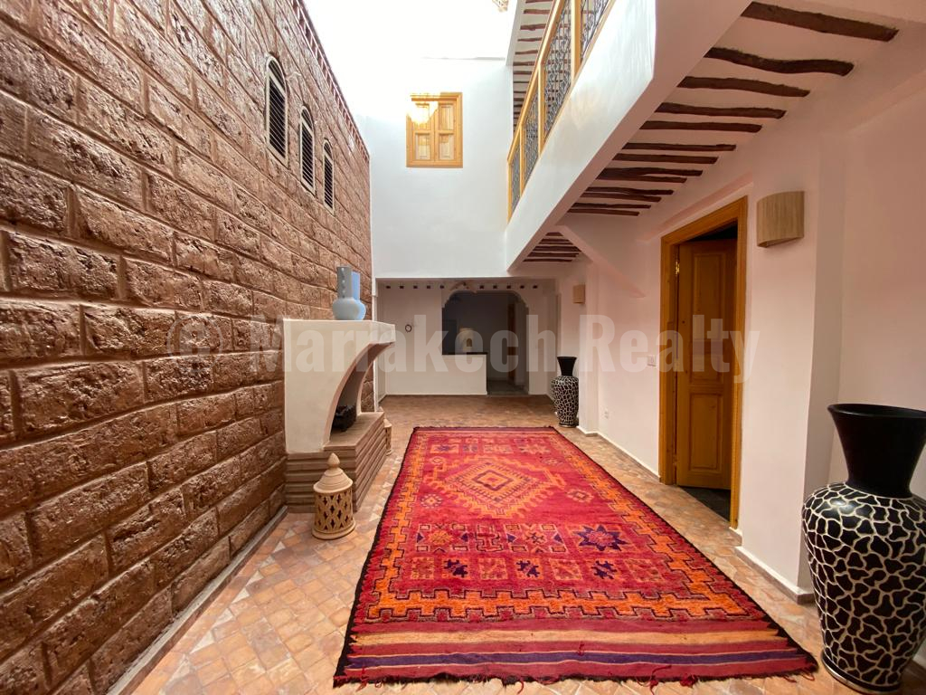 Riad de 5 chambres nouvellement rénové avec bel emplacement
