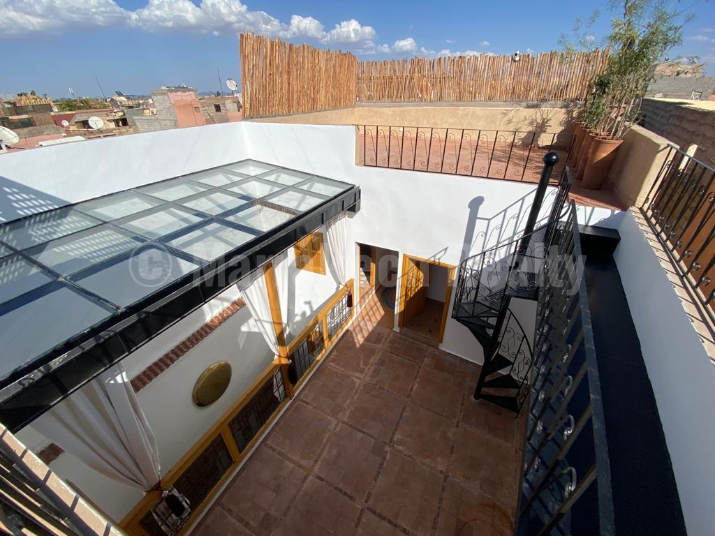 Riad de 5 chambres nouvellement rénové avec bel emplacement