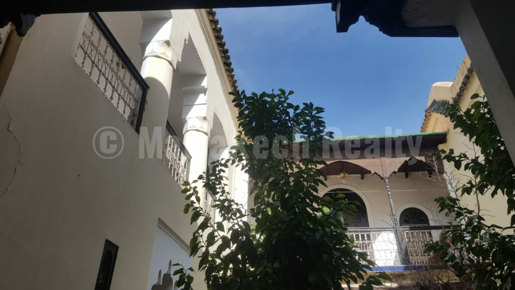 Beau Riad à rénover dans quartier authentique