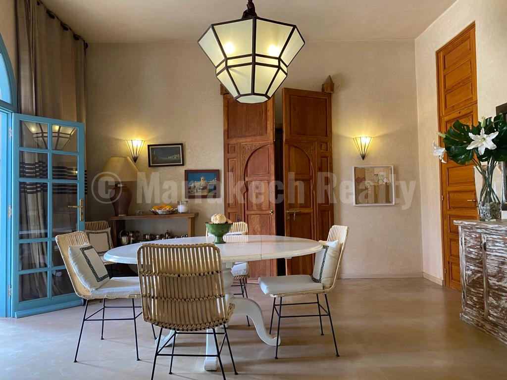 Charmante villa de 5 chambres avec superbe vue