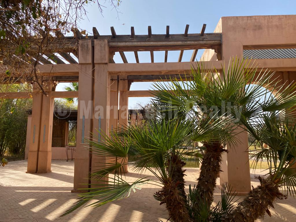 Charmante villa de 5 chambres avec superbe vue