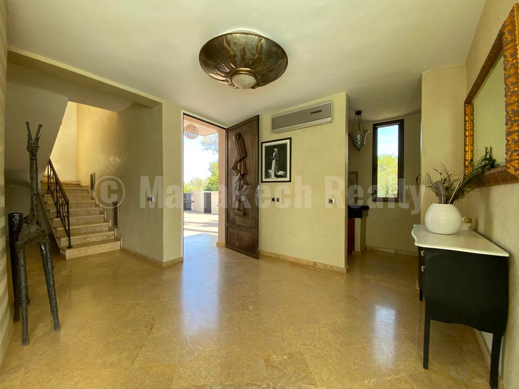 Standout modern 5 bedroom villa close to Marrakech