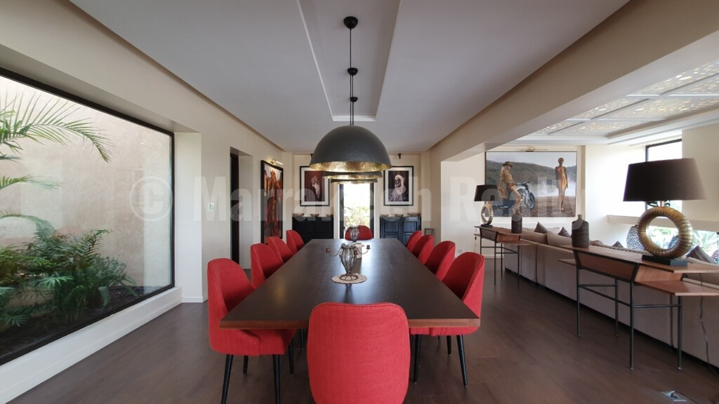 Luxueuse villa de 5 suites en première ligne de golf