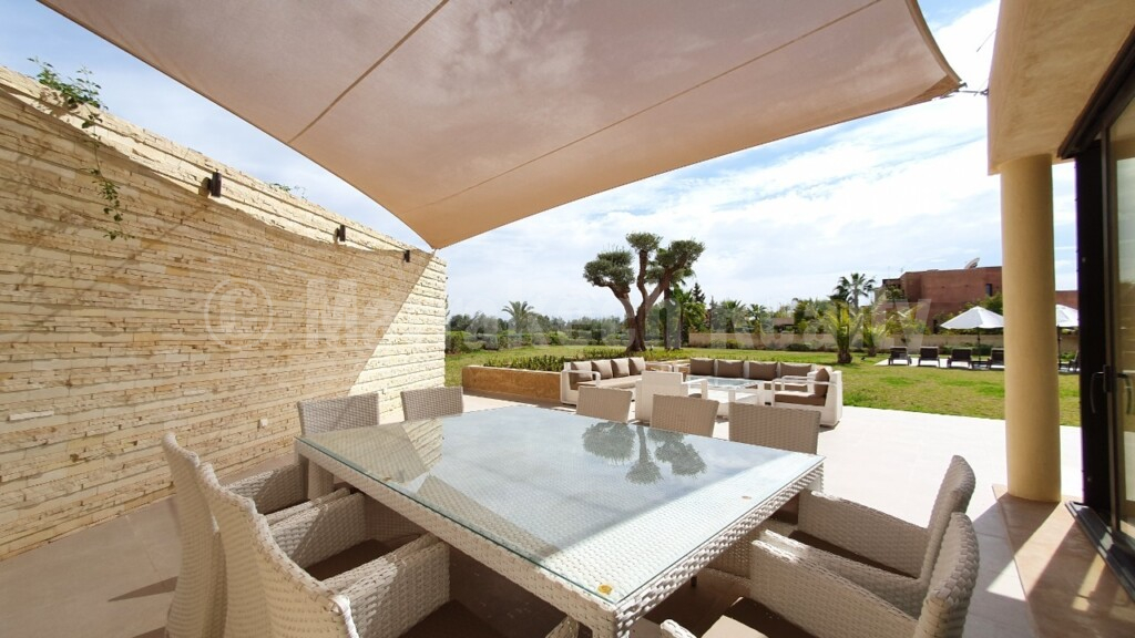 Luxueuse villa de 5 suites en première ligne de golf
