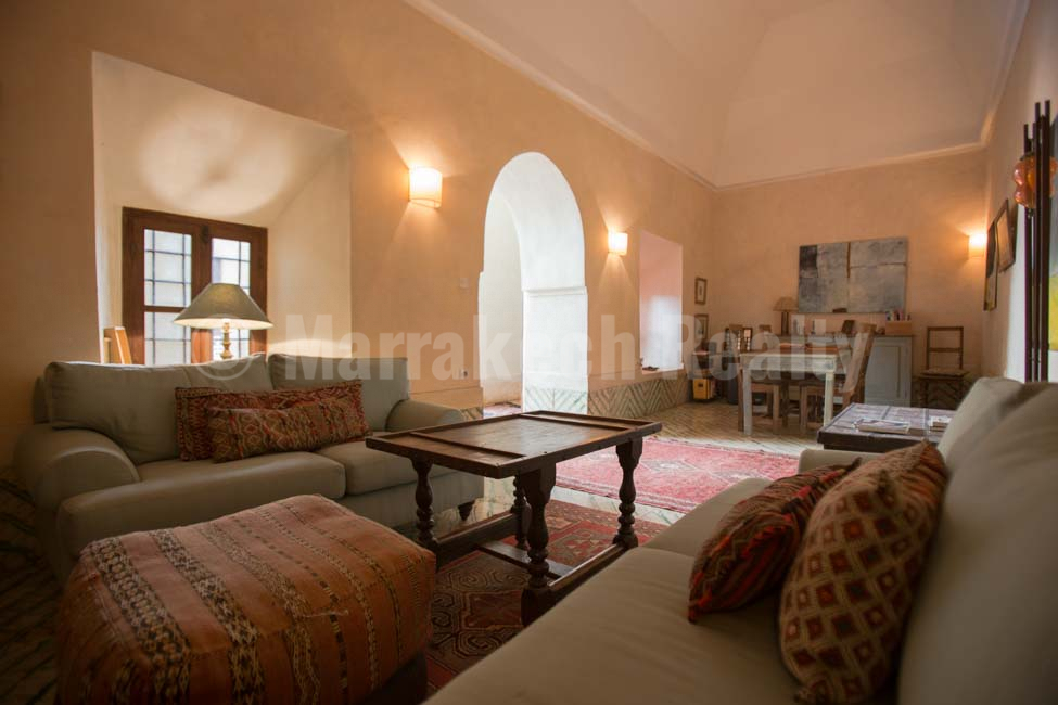 Exceptionnel Riad historique titré idéalement situé