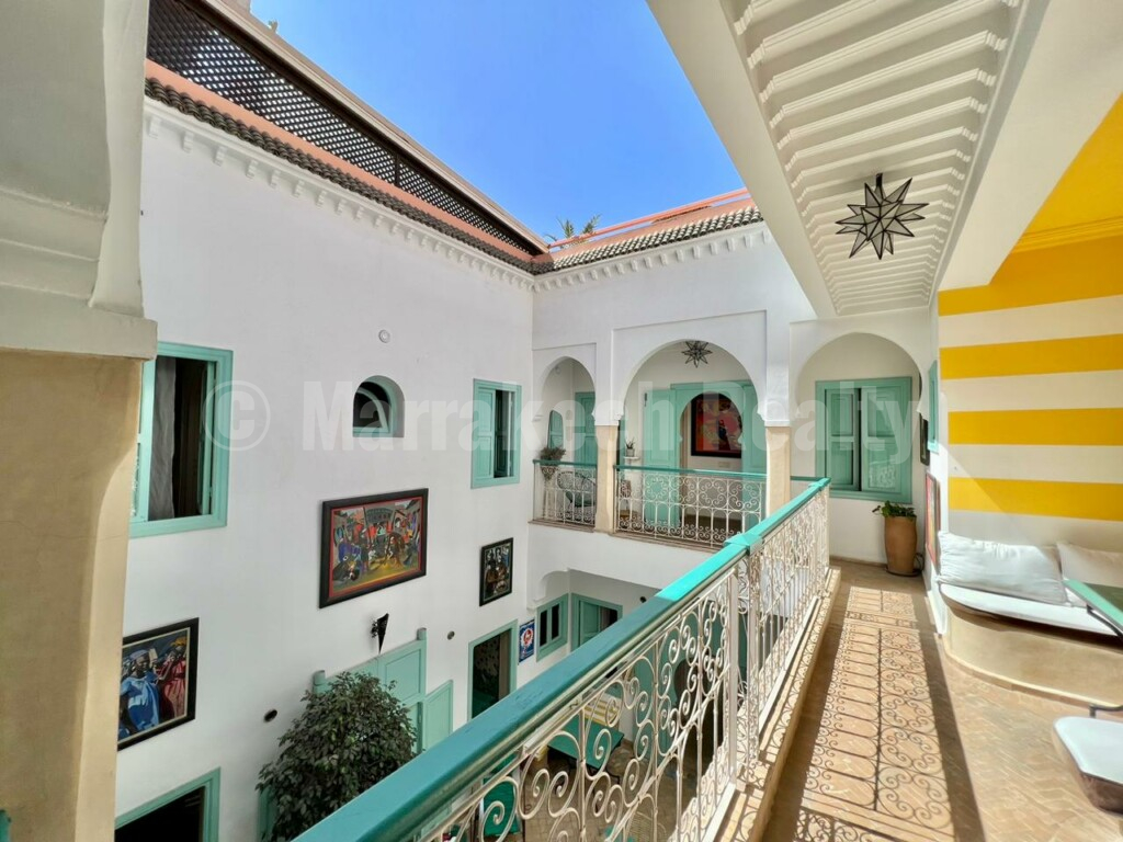 Charming 7 bedroom Guest-House Riad
