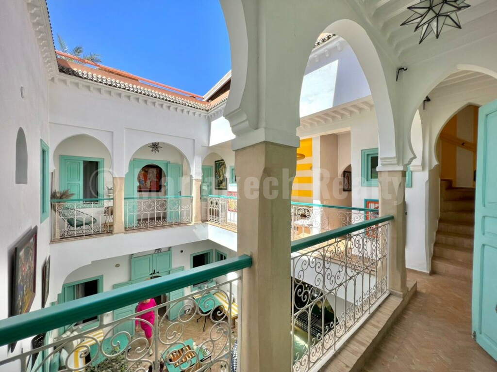 Charming 7 bedroom Guest-House Riad