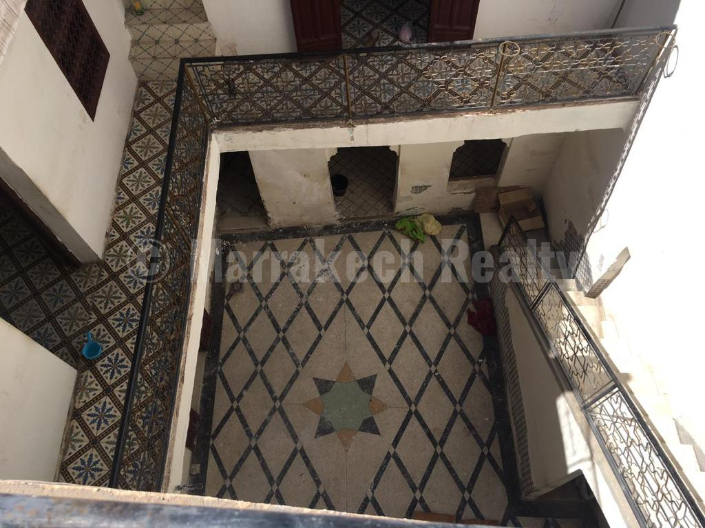 Petit Riad à rénover et titrer : bel emplacement