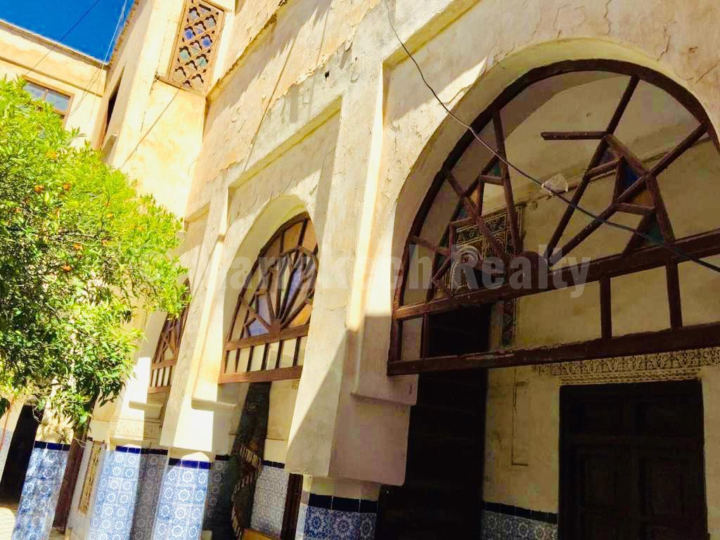 Superb Riad to renovate with prime location
