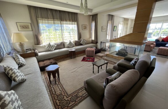 4 bedroom villa for rent in a golf resort