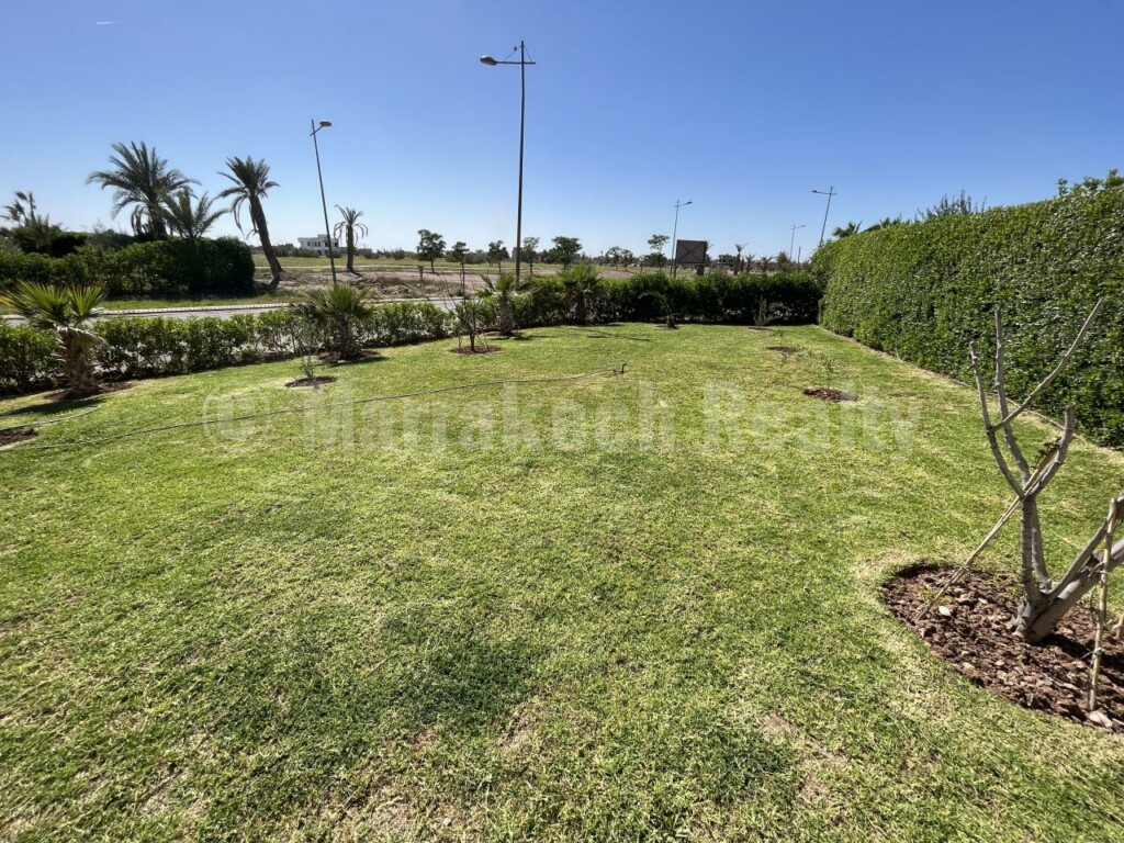 4 bedroom villa for rent in a golf resort