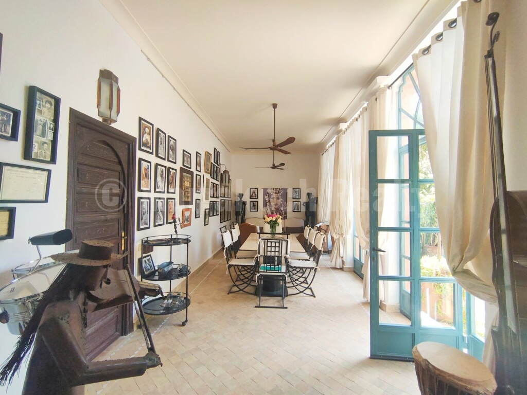 Lovely 4 bedroom villa close to major golf courses