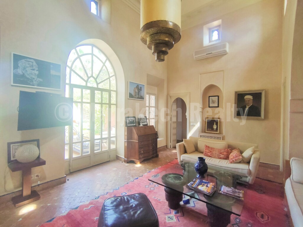 Lovely 4 bedroom villa close to major golf courses