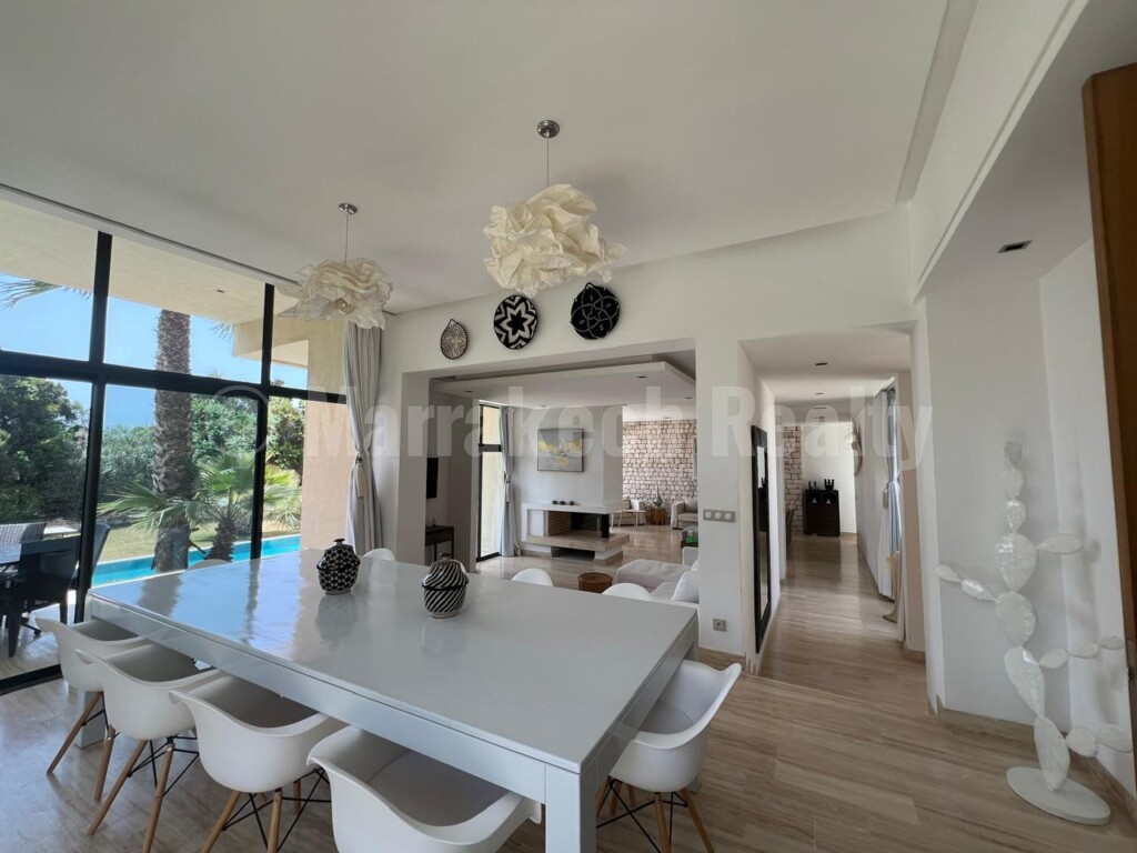 Upscale 4 bedroom villa in a golf resort in Essaouira