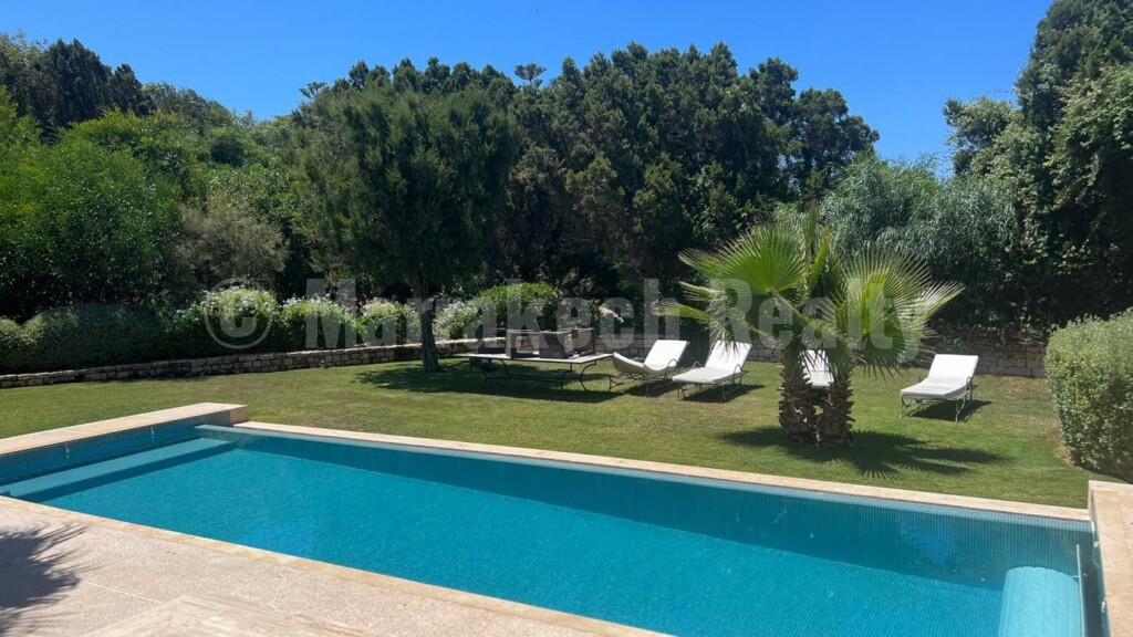 Upscale 4 bedroom villa in a golf resort in Essaouira