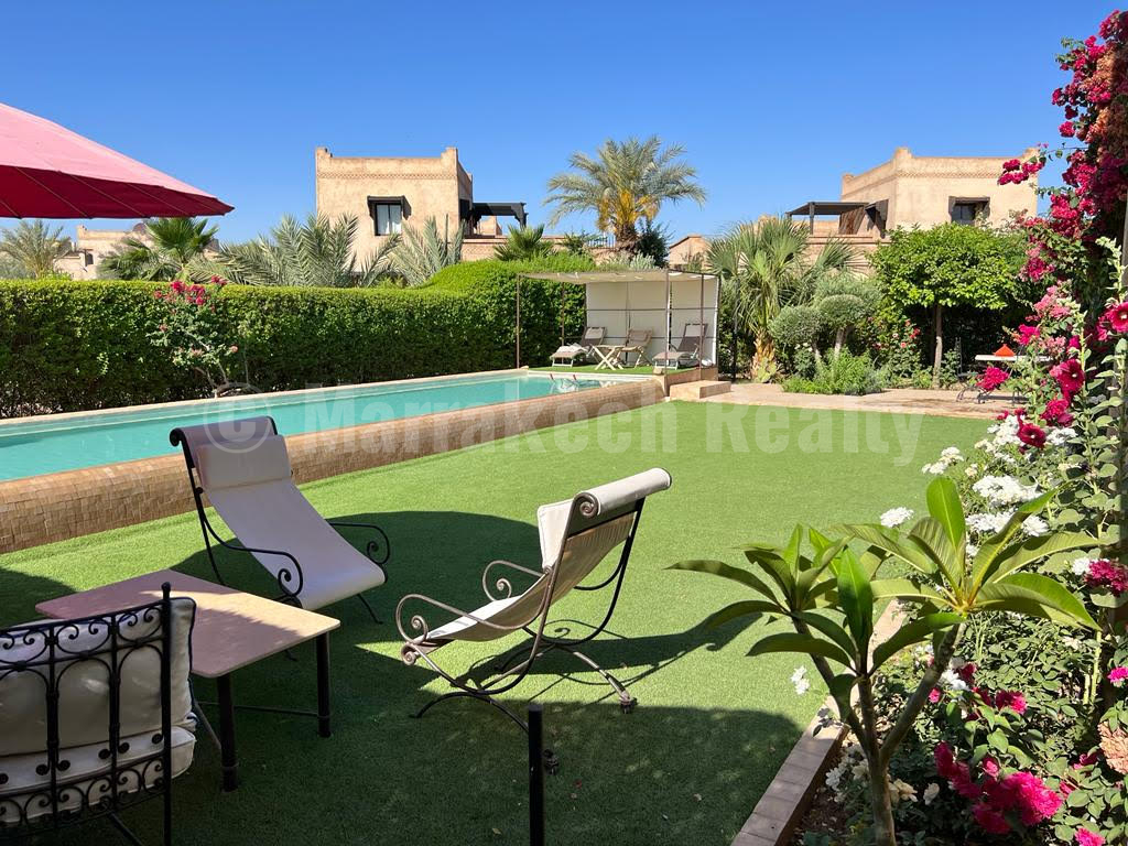 3 bedroom villa in a gated community