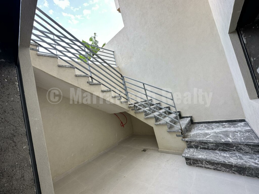 5 bedroom villa in a golf resort