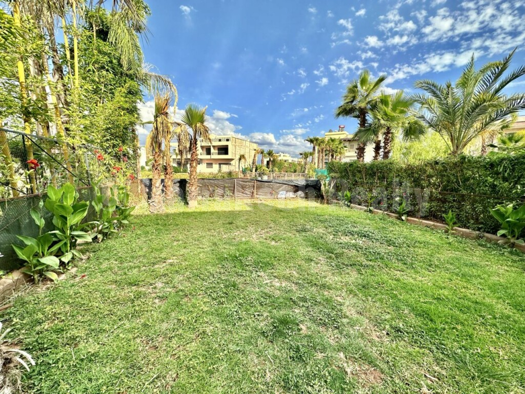 5 bedroom villa in a golf resort