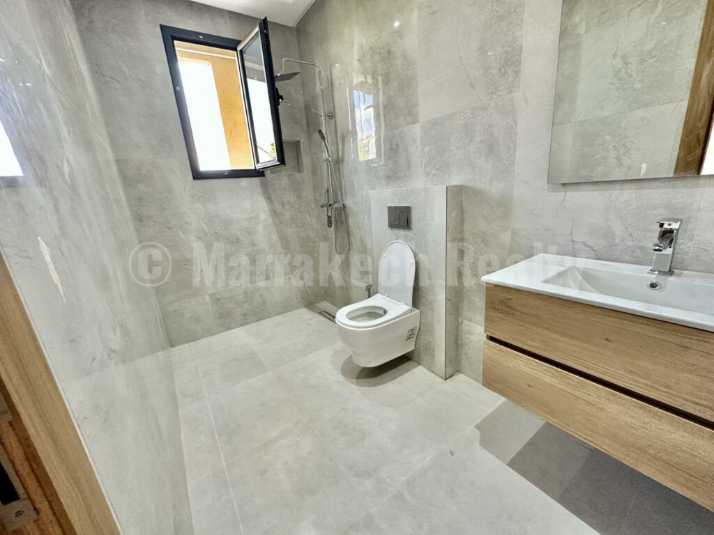 5 bedroom villa in a golf resort