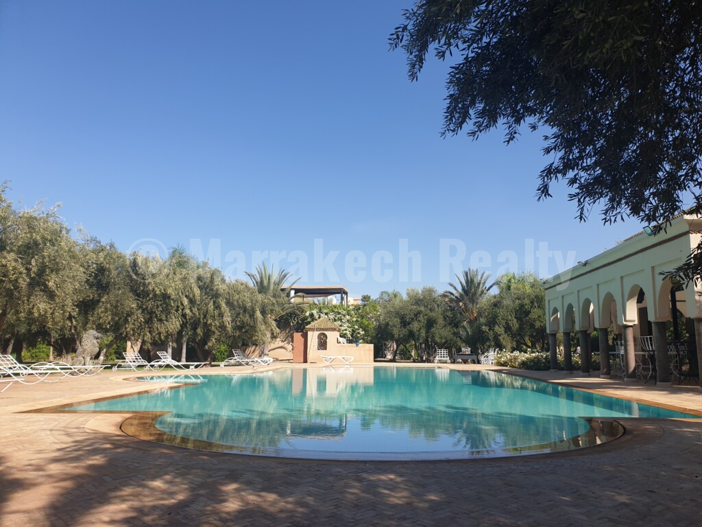 Villa-Riad à louer dans un beau domaine sécurisé proche de Marrakech