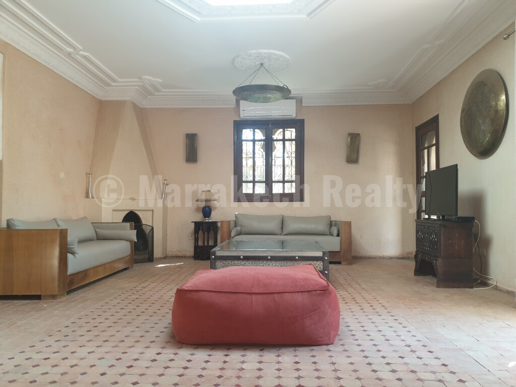 Villa-Riad à louer dans un beau domaine sécurisé proche de Marrakech