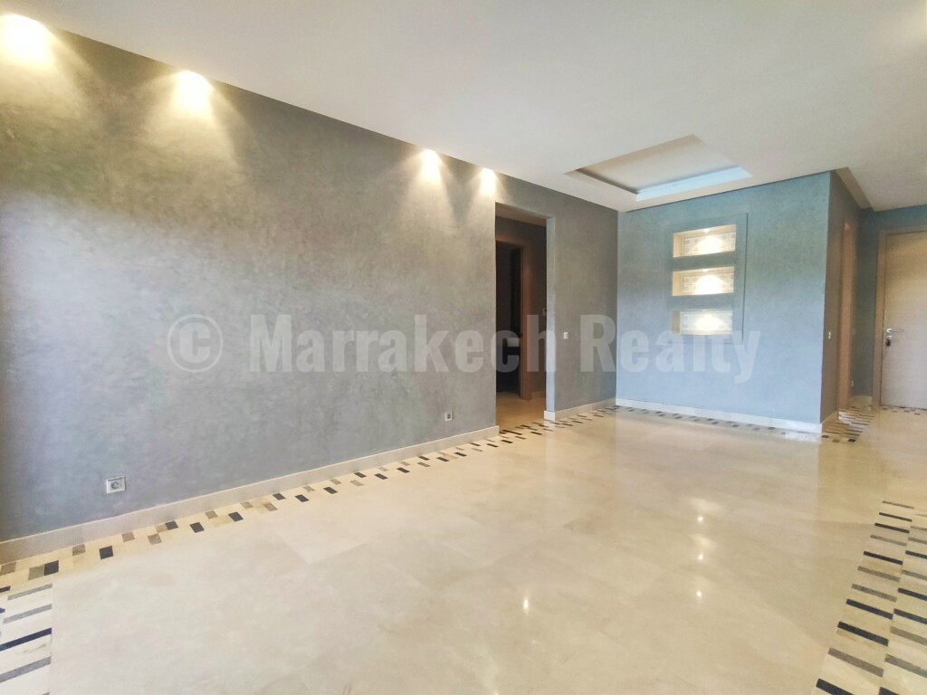 Bel appartement de 2 chambres dans domaine golfique