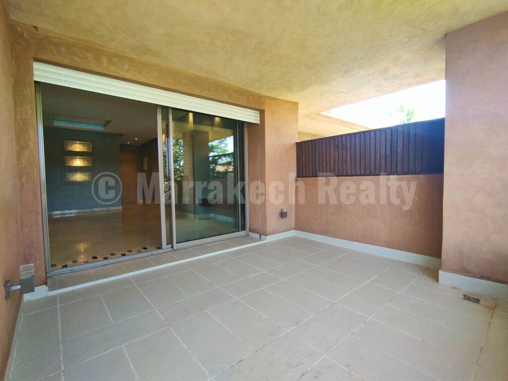 Bel appartement de 2 chambres dans domaine golfique