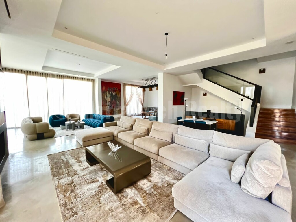 Superbe villa de 4 chambres proche du centre-ville