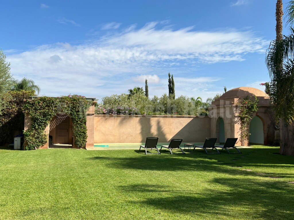 Delightful 4 bedroom villa in a gated community