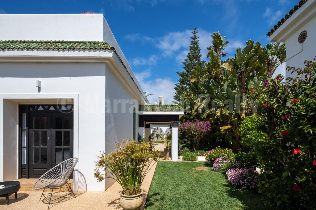 Standout Riad-style 5 bedroom villa in Oualidia