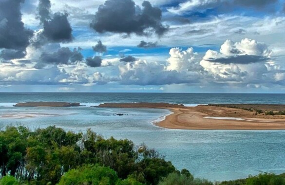 Beau terrain titré avec superbe vue mer