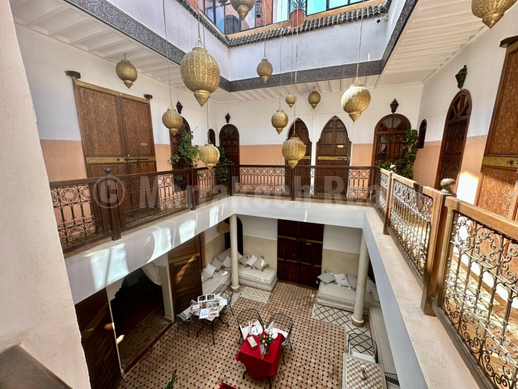 7 bedroom Guest-House Riad with excellent location