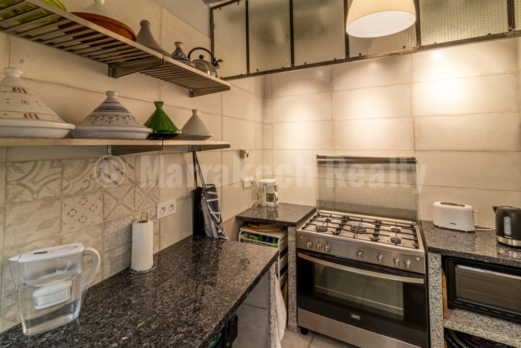 Handsome historic 4 suite Riad with prime location