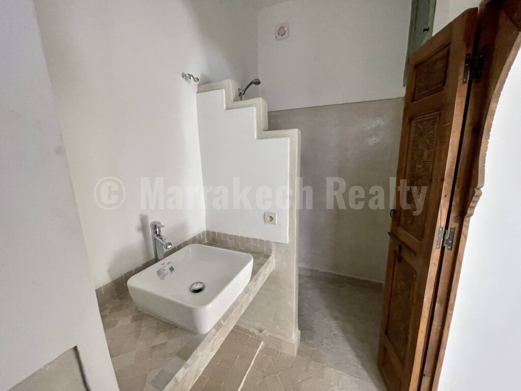 3 bedroom Riad almost completed: prime location