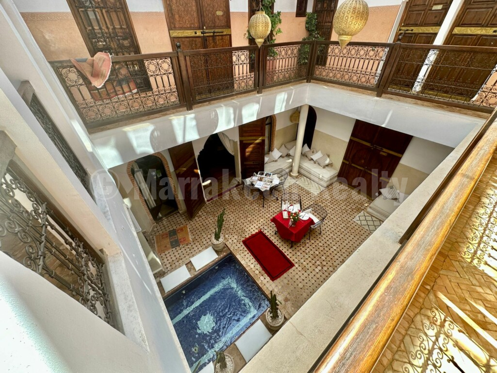 7 bedroom Guest-House Riad with excellent location
