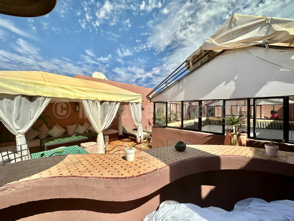 7 bedroom Guest-House Riad with excellent location