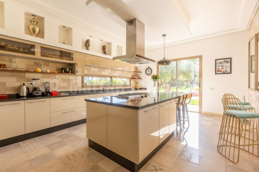 Upscale 4 suite villa in the Palmeraie