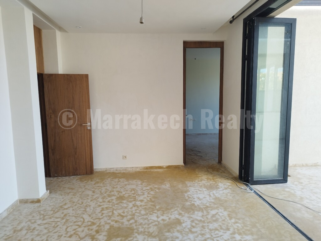 3 bedroom semi-finished villa in a golf resort