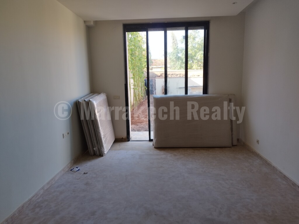 3 bedroom semi-finished villa in a golf resort