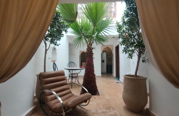Sweet 2 bedroom Riad with rooftop pool