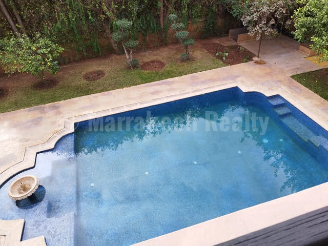 Stunning villa in the Amelkis golf course