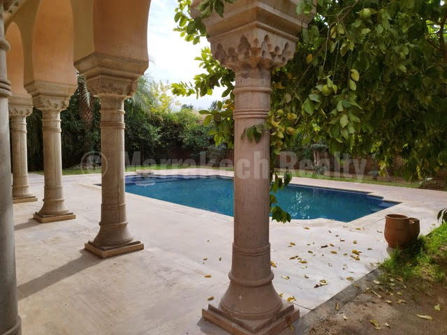 Stunning villa in the Amelkis golf course