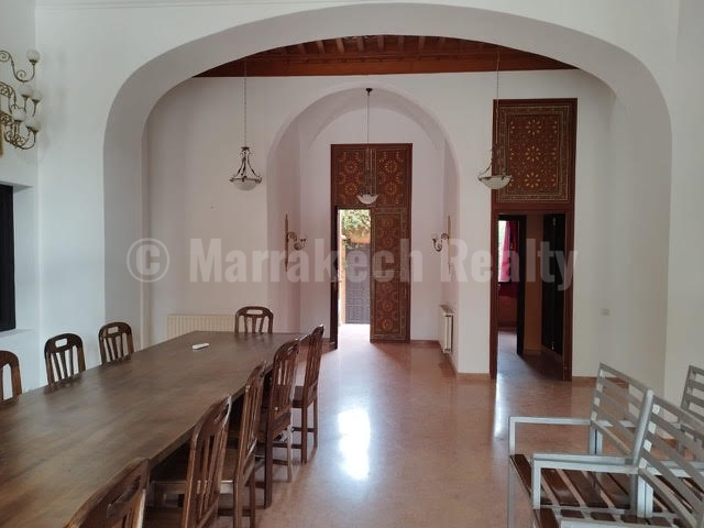 Stunning villa in the Amelkis golf course