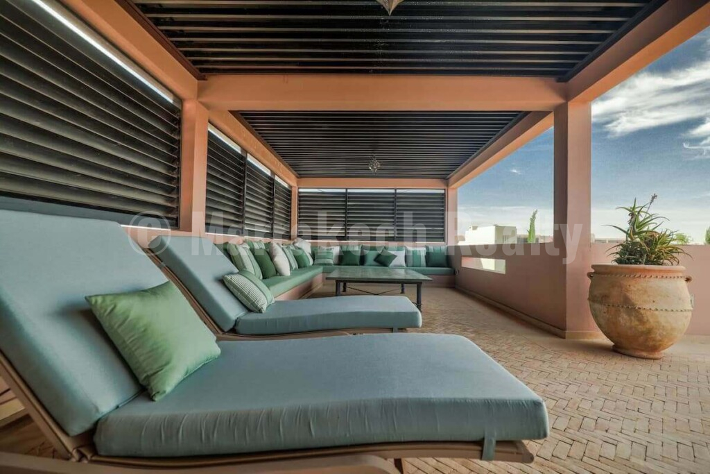 Upscale 3 bedroom villa in an exclusive golf domain