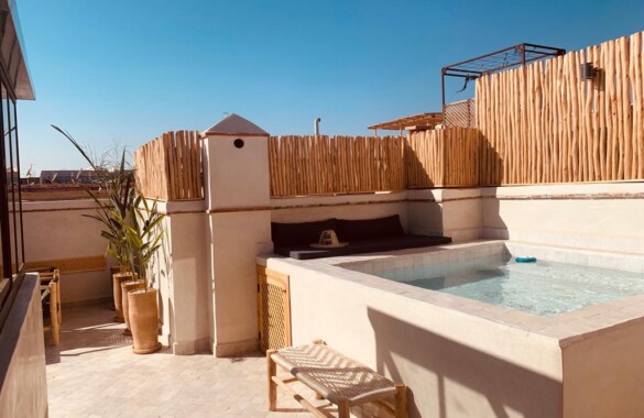 Charmant Riad de 2 chambres avec bassin en terrasse