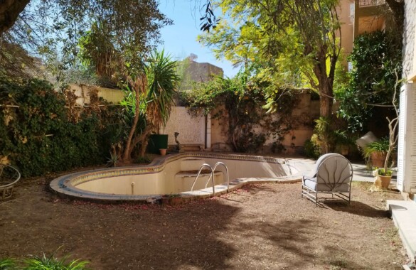 Lovely villa to refurbish in the heart of Marrakech