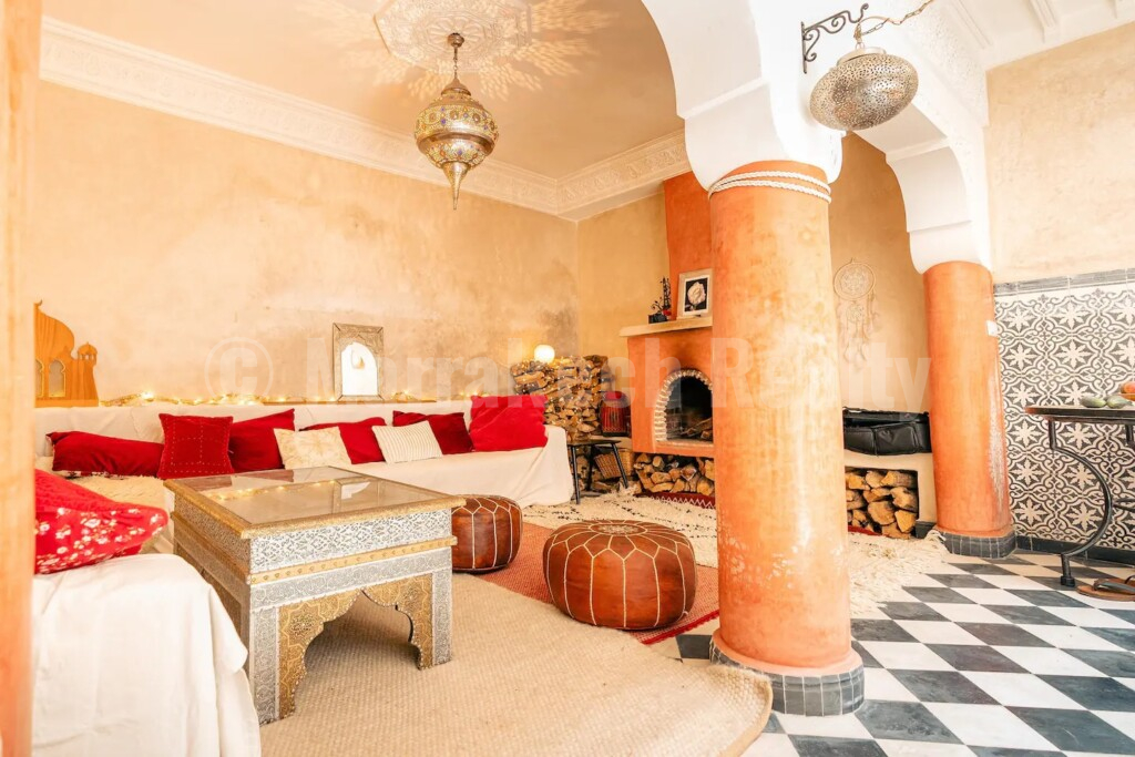 Riad de 4 chambres dans le quartier Kasbah