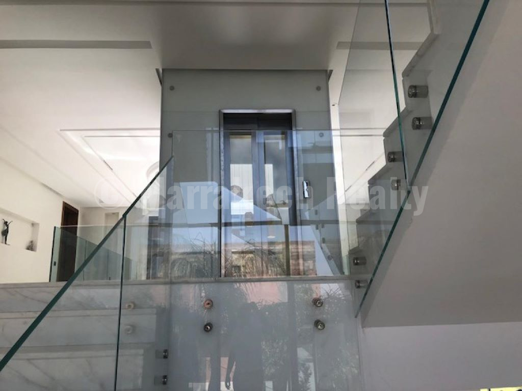 Ultra-Modern villa for rent long term in Marrakech