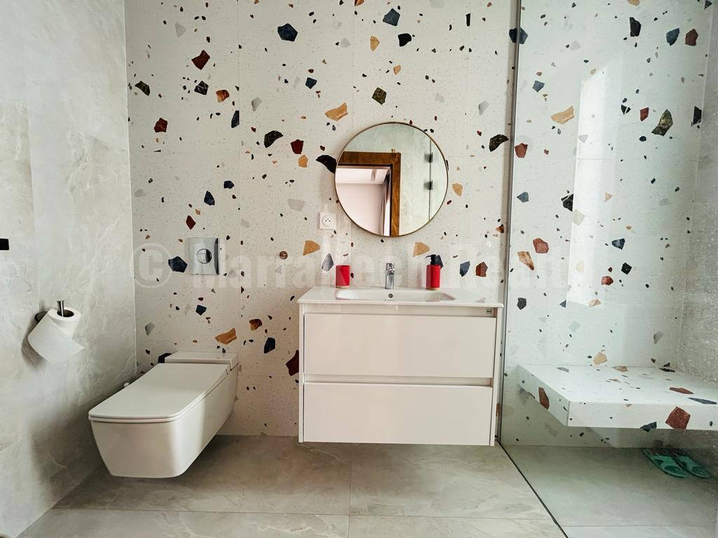 Belle villa de 4 suites dans domaine golfique